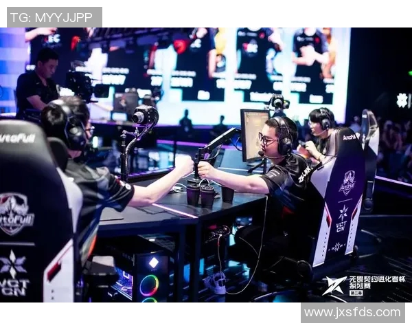 Jieni7携手EDG征战VCTCN赛场展现电竞新风采与团队精神